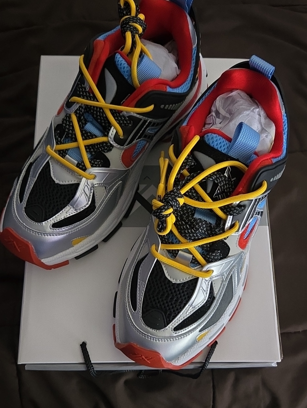 Men's Javi Emerge Multicolor Athletic Sneakers with Yellow And Extra Black Laces